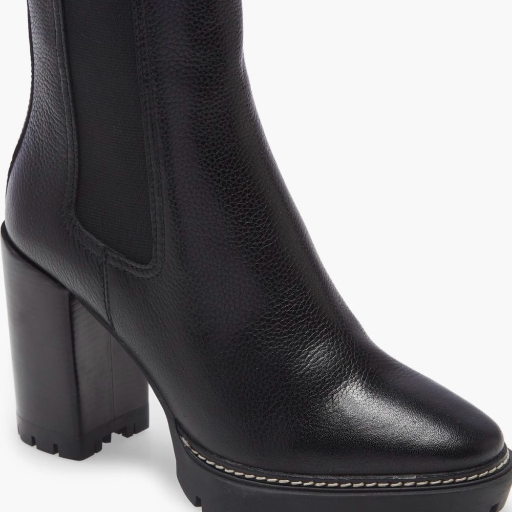 Tory Burch Black Ankle Boots with Chunky Heel and Elastic Side Panels